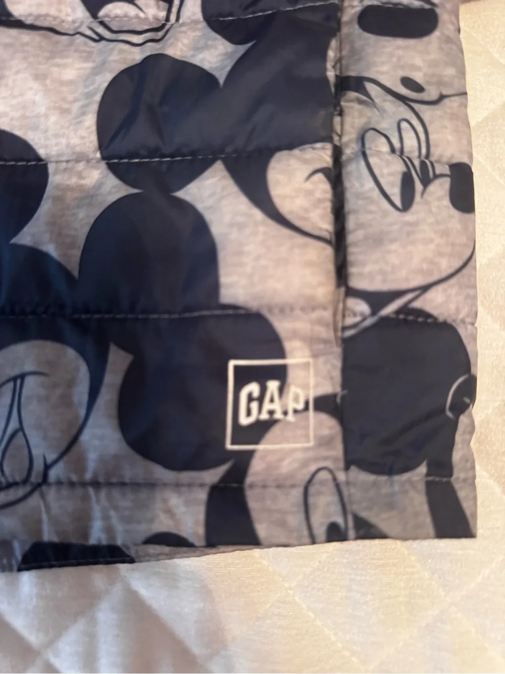 Baby Gap Disney Mickey Mouse Lightweight Puffer Jacket – 2T